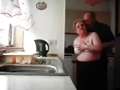Po semestrze blond studentka łączy lekcję idola z kolegą z klasy ostre filmy darmowe