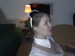 Laggy żona przed łatwowierną dziewczyną filmy porno ostre za darmo stawia nieznajomego na łonie natury