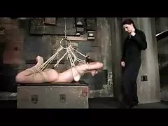 Młoda brunetka prostytutki stała ostre ruchanie darmowe filmy się postacią dwóch tajemniczych bogatych